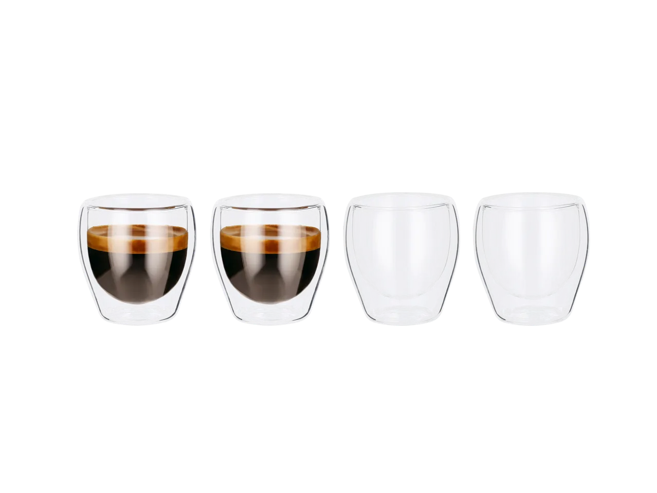 Kaks kahekordse seinaga klaasi kohviga ja kaks tühja klaasi.