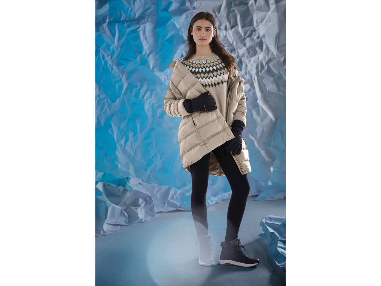 esmara® Ladies' Thermal Quilted Coat, patterned sweater, black leggings, and winter boots.