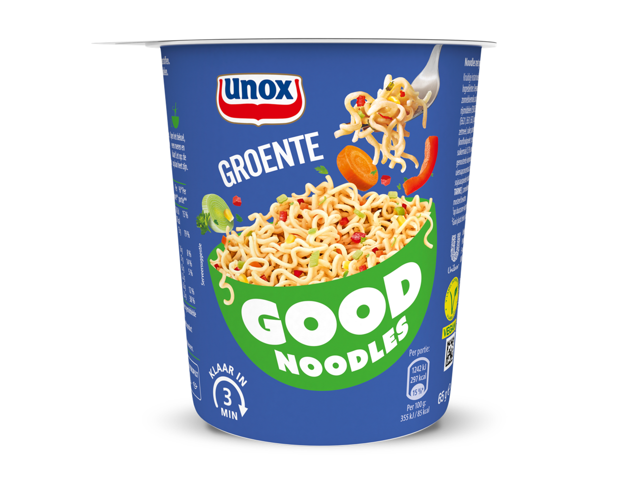 Blauwe cup met instant noedels met groenten, klaar in 3 minuten.