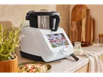 Monsieur Cuisine Smart: multifunkciós főzőedény érintőképernyővel.