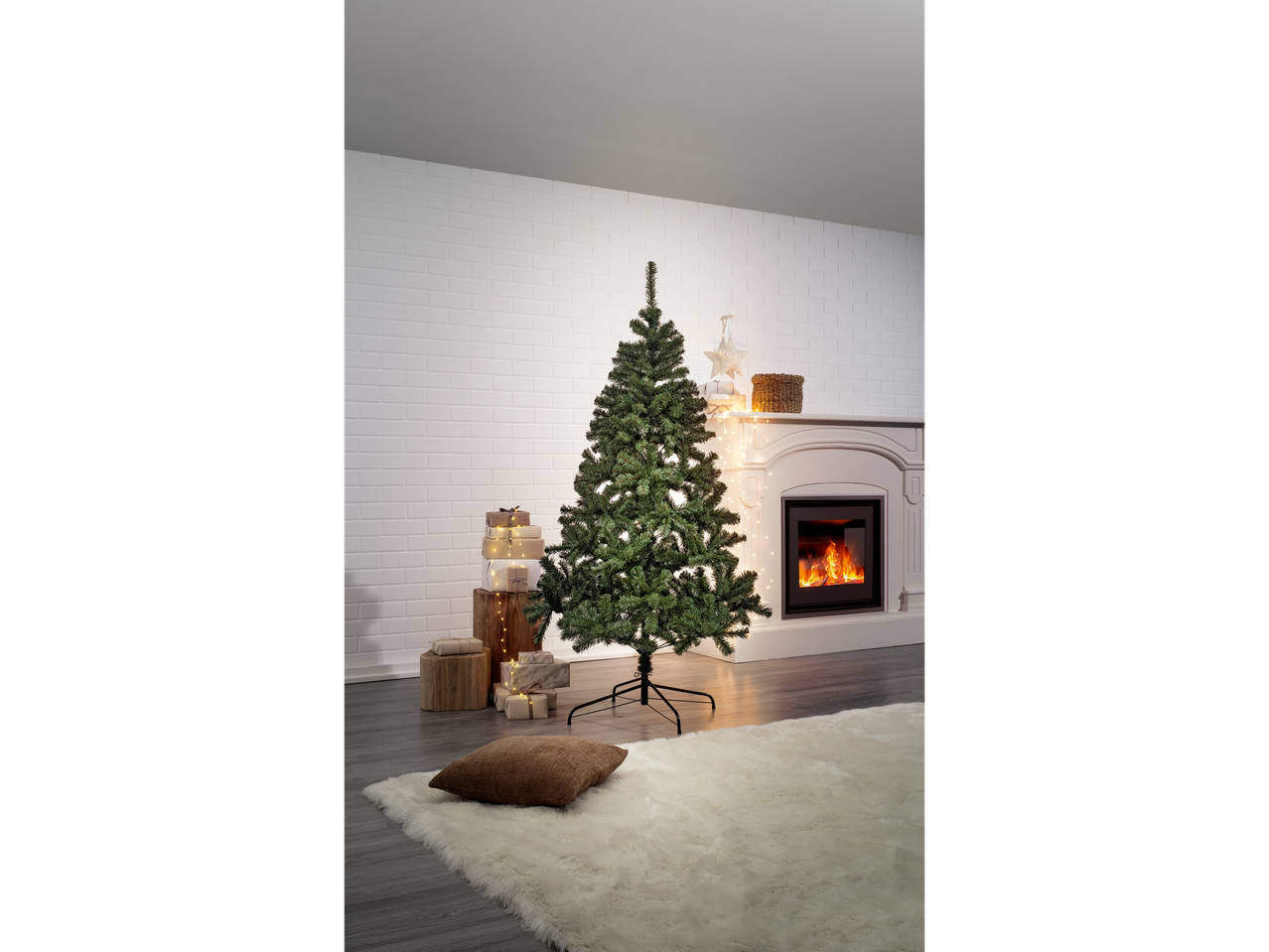 Go to full screen view: Artificial Christmas Tree - Image 3