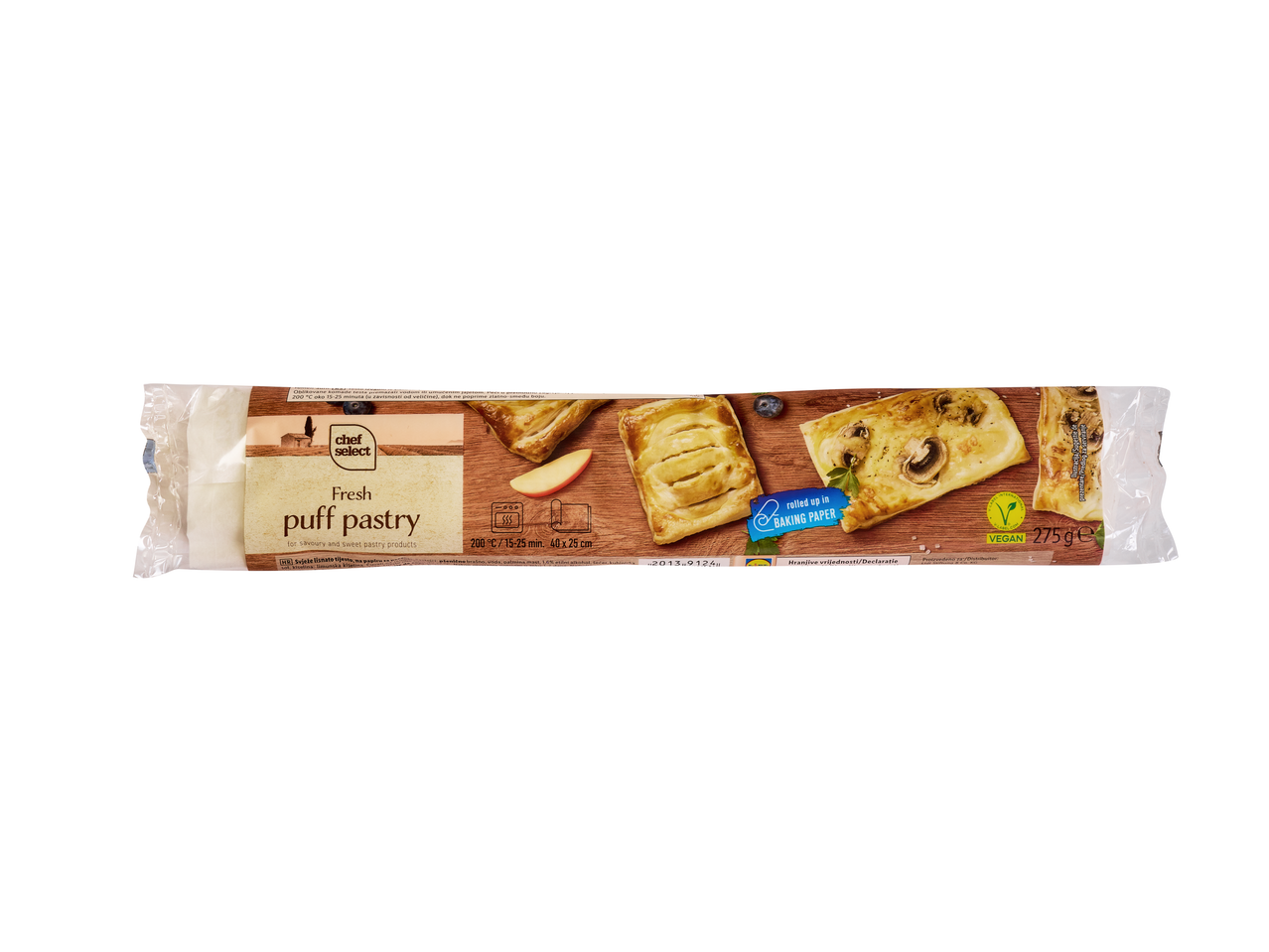 Aluat proaspăt Chef Select pentru patiserie sărată și dulce, rulat în hârtie de copt.