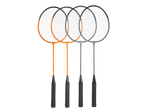 Quatro raquetes de badminton CRIVIT, duas laranjas e duas cinzentas, com punhos pretos em fundo preto.
