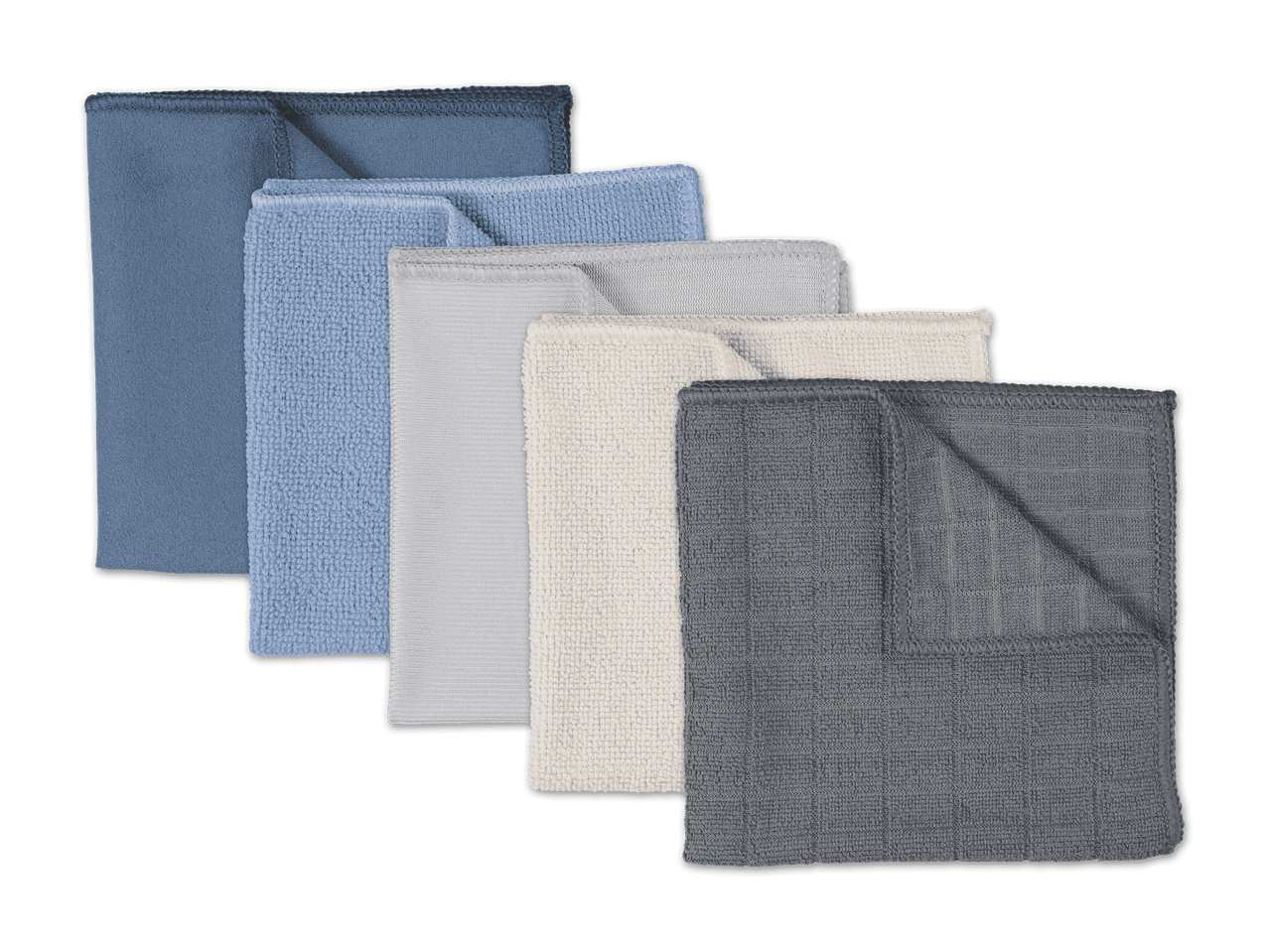 Fünf Mikrofasertücher in verschiedenen Blautönen, Grau und Beige, diagonal angeordnet.