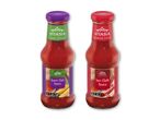 To flasker chilisauce, en sød chilisauce i thailandsk stil og en stærk chilisauce i kinesisk stil.