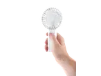 Mini-ventilador TRONIC branco na mão com luz verde acesa