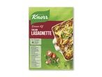 Lasagnette middagskit med billede af færdigret, tomater, hvidløg og basilikum.