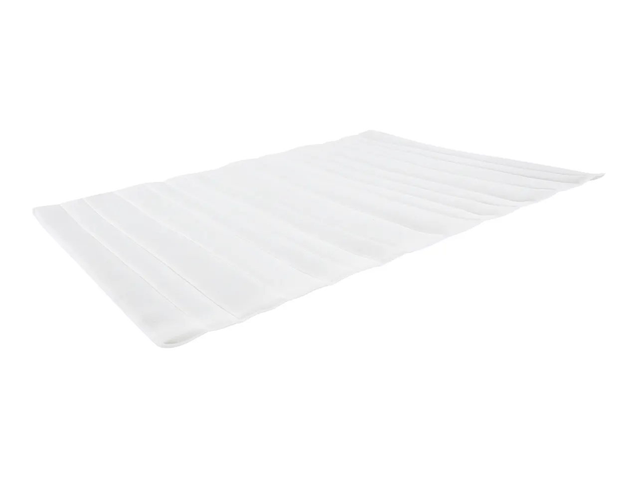 White pleated bath mat with a textured surface.
