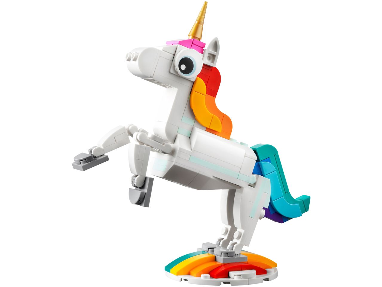 An unicorn made of Lego bricks