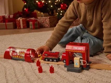 Interaktív vasútállomás / tűzoltóállomás