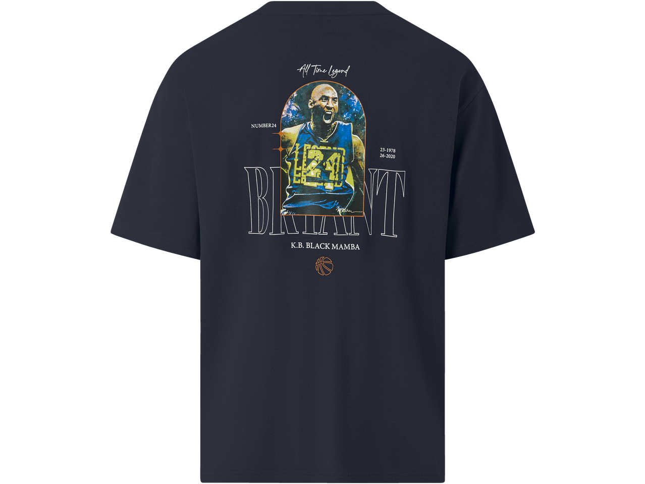 Tamsiai mėlyni marškinėliai su Kobe Bryanto atvaizdu, „All Time Legend“, „NUMBER24“, „K.B. BLACK MAMBA“.