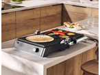 Grelhador 3 em 1 SILVERCREST com vegetais e tortilha numa cozinha moderna.