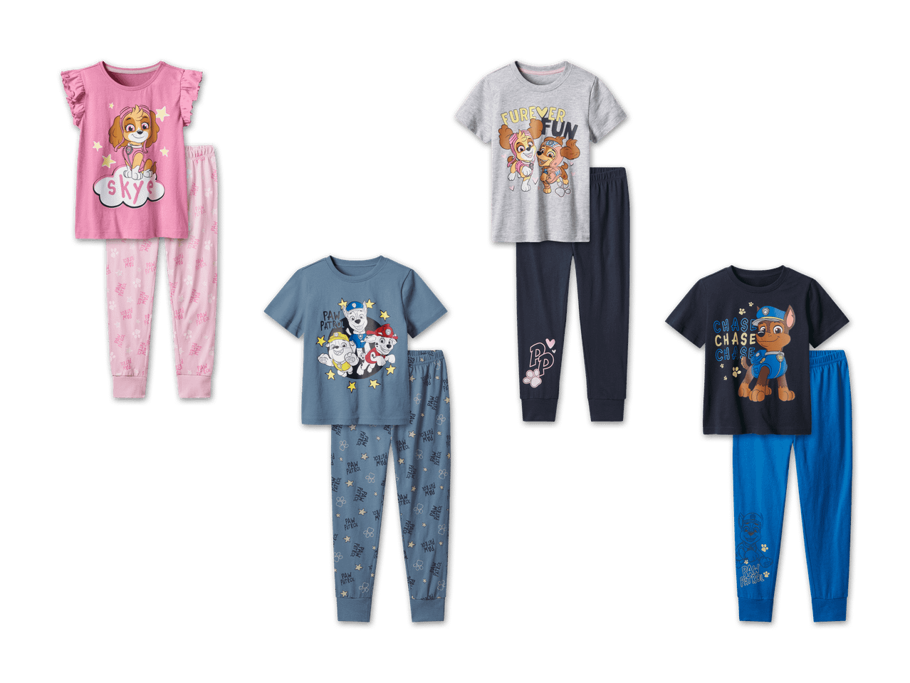 Vier Sets von Paw Patrol Pyjamas für Kinder, darunter Designs mit Skye, Chase und anderen Charakteren.