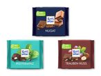 Tre chokoladebarer: nougat, pebermynte og rosin-nød, alle med 100% certificeret bæredygtig kakao.