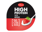 Iogurte Milbona High Protein com morango numa colher.