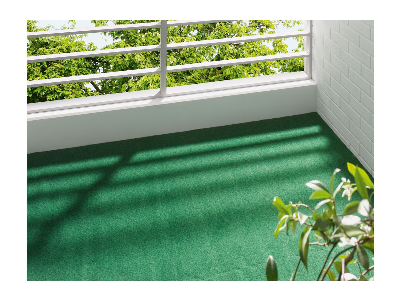 Go to full screen view: Livarno Home Artificial Grass Mat - Image 5