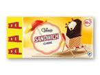 XXL is-sandwich med vaniljesmag og kakaoglasur, 10 stk., på en strandbaggrund.