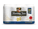 Een sixpack blikjes alcoholvrij bier met een koning die een bierpul vasthoudt en de tekst '0.0 om van te genieten'.