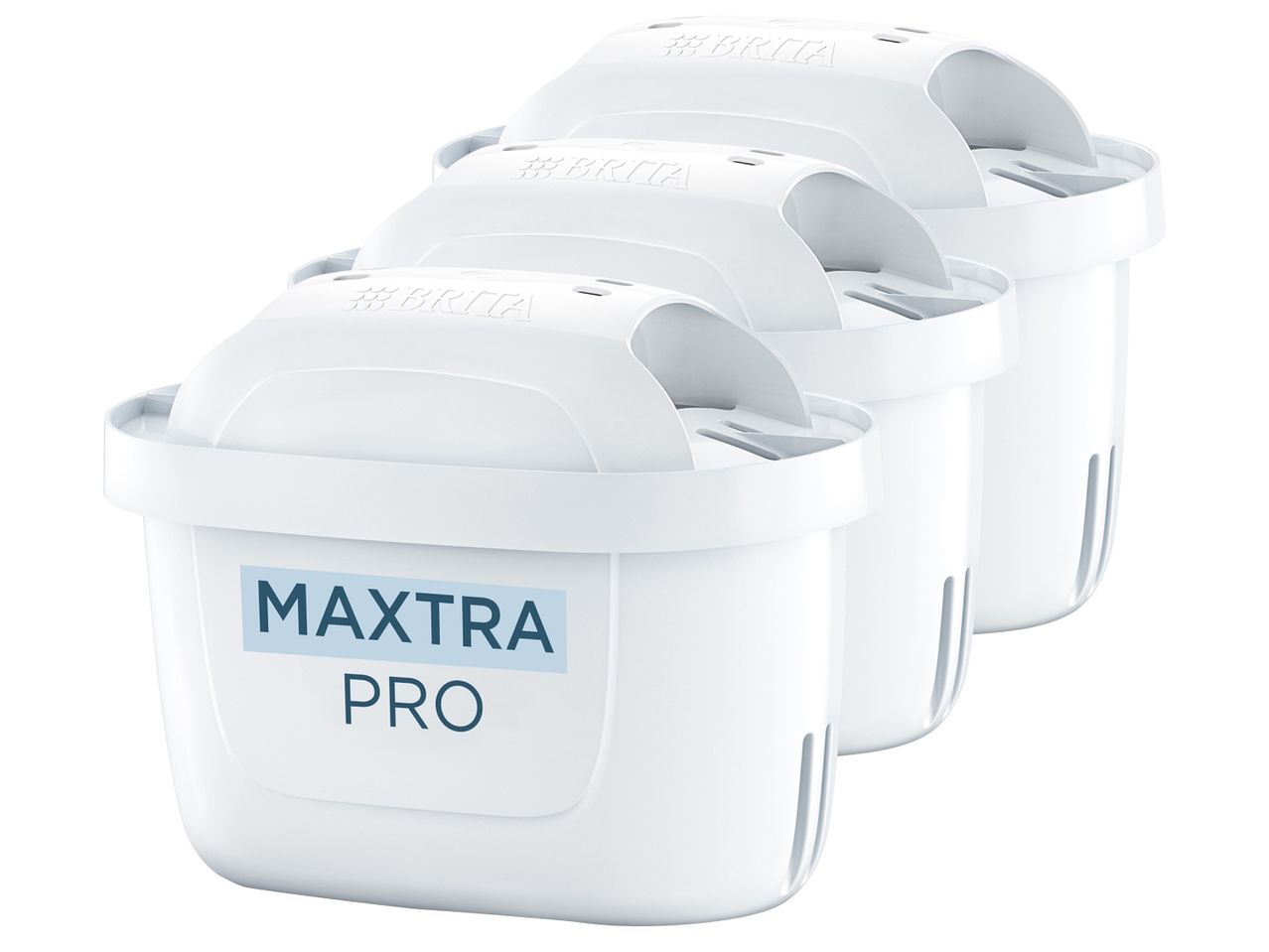 Три филтъра Brita Maxtra Pro за пречистена вода.
