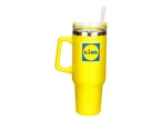 Sárga Lidl bögre szalmával.