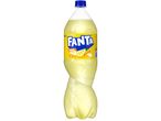 Бутилка Fanta Лимон с жълт етикет и синя капачка.