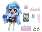 L.O.L. lėlė ilgais mėlynais plaukais, apsirengusi rožine ir mėlyna spalvomis, su makiažo ir akinių aksesuarais.