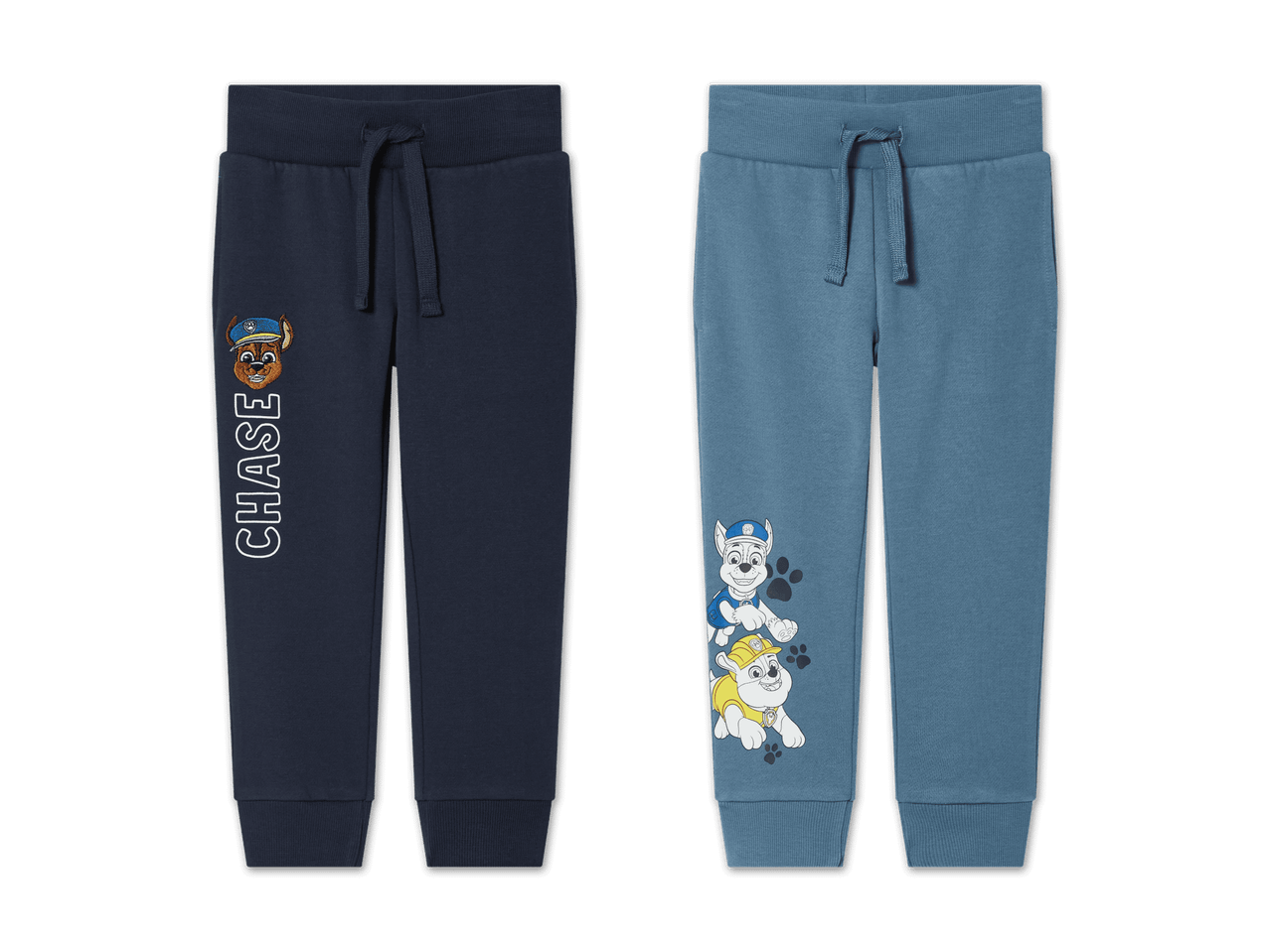 Zwei Jogginghosen mit Paw Patrol-Motiven, eine dunkelblau mit Chase, die andere hellblau mit mehreren Hunden.
