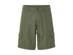 Grønne cargo shorts med knapper.