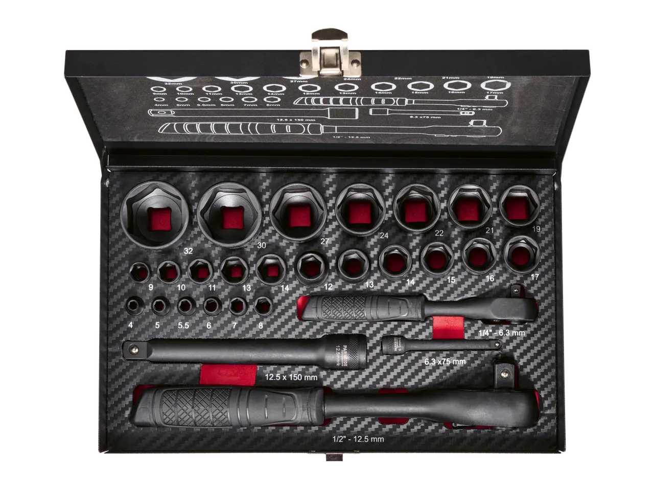 Set de chei tubulare PARKSIDE PERFORMANCE cu diverse tubulare și prelungitoare într-o carcasă cu aspect de carbon.