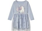 Vestito da bambina azzurro con stampa di cavallo bianco e la scritta 'magic of nature'.