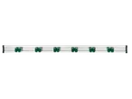 Suporte de ferramentas PARKSIDE com seis grampos verdes em um trilho de metal.