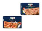 To pakker frosne pizzaer: Pizza Margherita med mozzarella og tomater, og Pizza Diavolo med salami og peberfrugt.