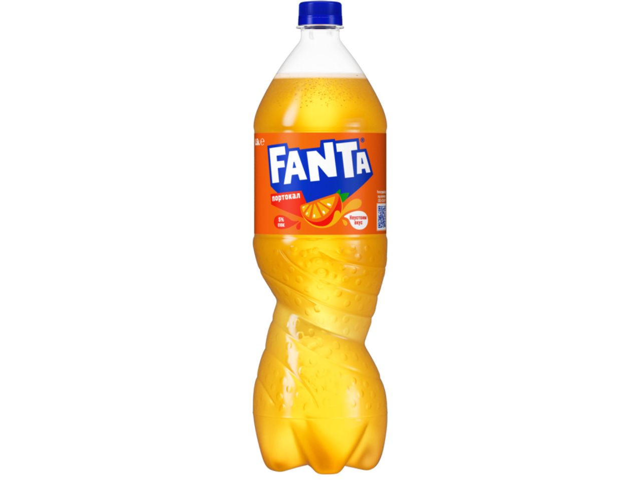 Бутилка Fanta с оранжев етикет и синя капачка, пълна с оранжева напитка.