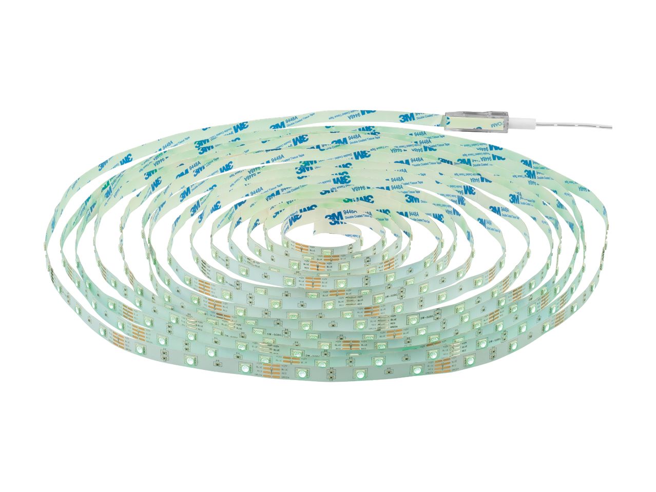 En oprullet LED-strip med 3M dobbeltklæbende tape på bagsiden og et stik i den ene ende.