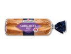 Sødmælksbrød i klar emballage med lilla etiket, der angiver, at det er lyst brød med mild smag.