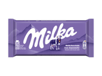 Paarse melkchocoladereep met een koe en bergen, met voedingsinformatie.