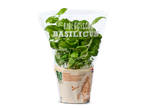 Biologische basilicumplant in pot, verpakt in een transparante zak.