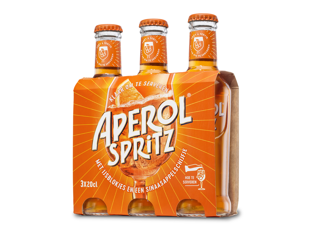 Drie flessen Aperol Spritz in een oranje verpakking, klaar om te serveren met ijsblokjes en sinaasappel.