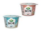 To Arla Skyr Airy yoghurtbægre, en med jordbær og en med kokos og hvid chokolade.
