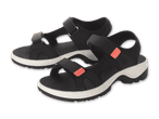 Schwarze Sandalen mit weißer Sohle.