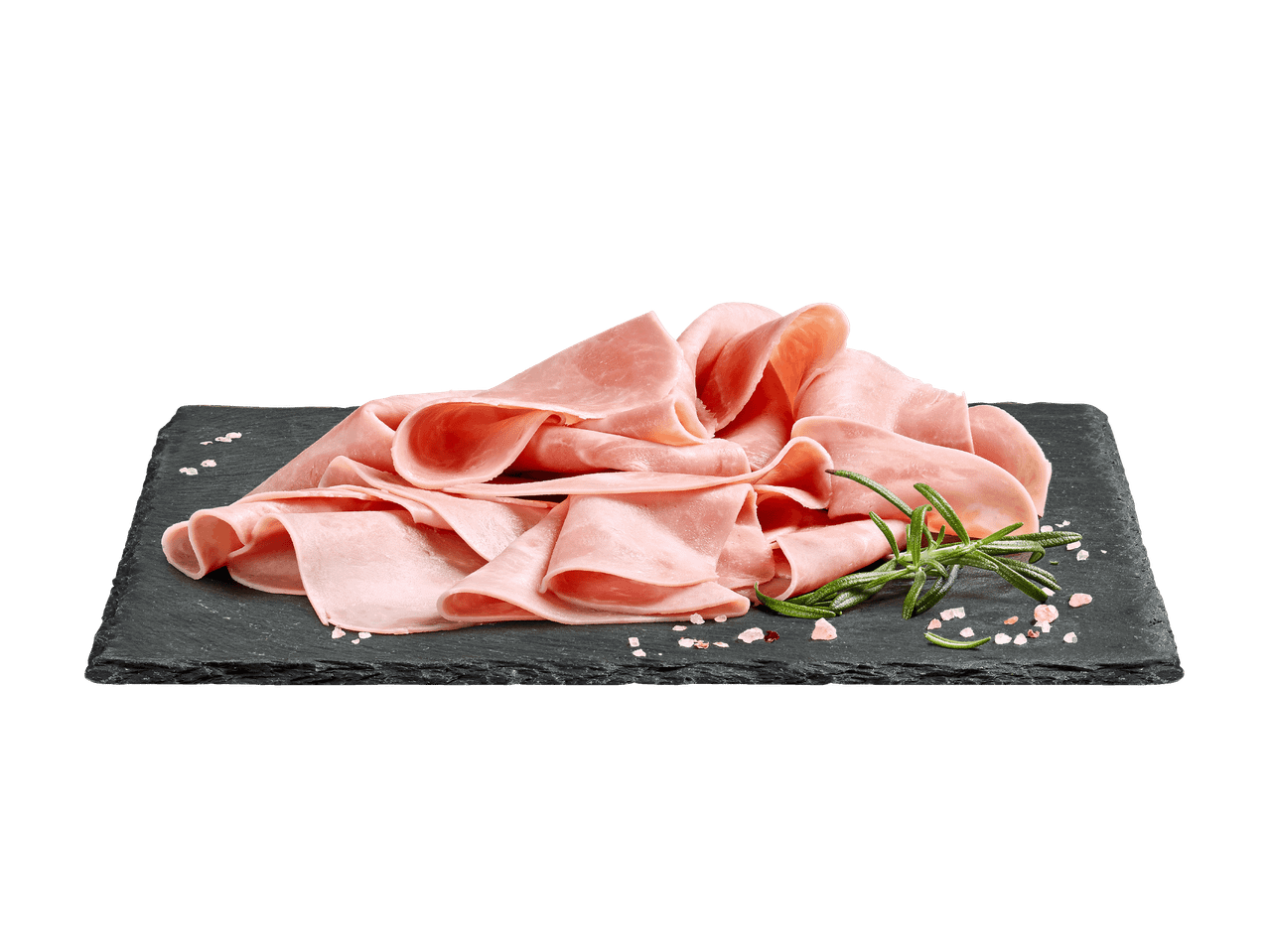 Geschnittener Kochschinken auf einer Schieferplatte mit Rosmarin und rosa Salz.
