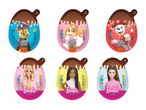 Šest čokoladnih jajc z igračami Paw Patrol in Barbie.
