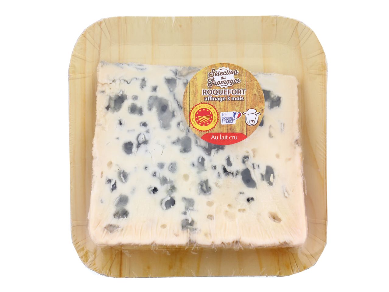 Fromage Roquefort, affinage 3 mois, sur plateau bois.