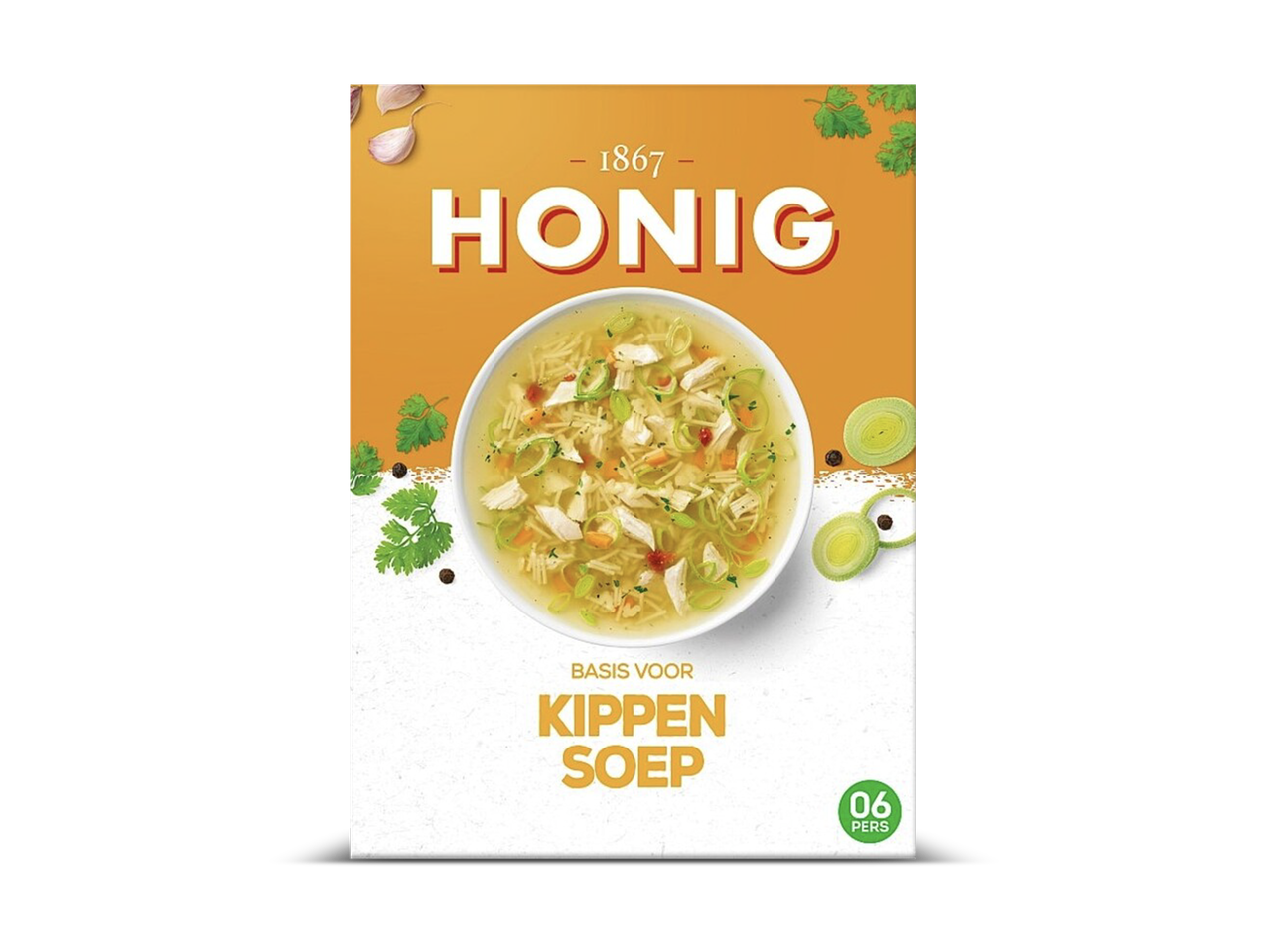 Verpakking voor kippensoep met een kom soep, prei, knoflook en peterselie.