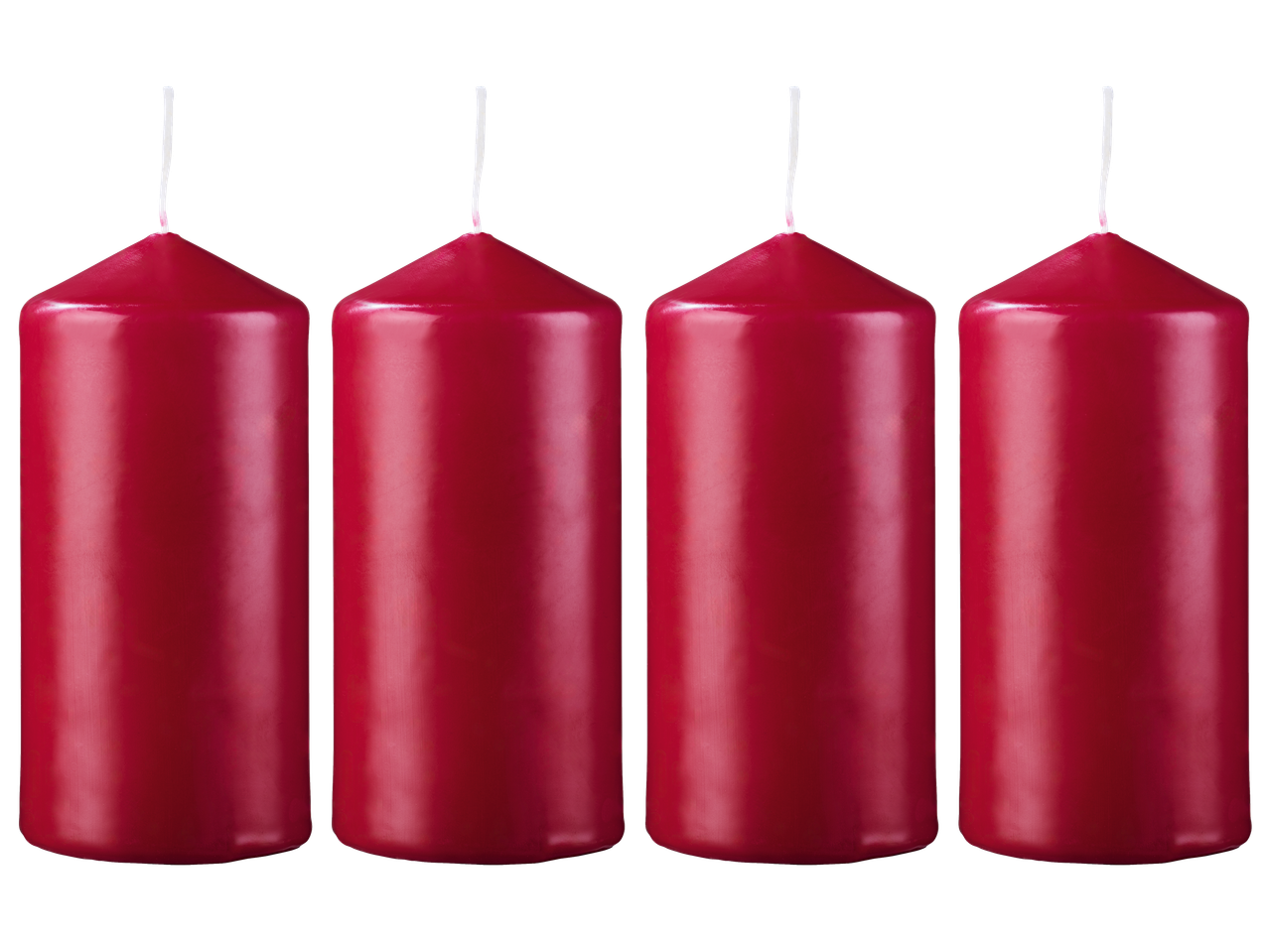 Četras sarkanas bloku sveces ar baltām daktīm uz melna fona