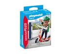 Playmobil Special Plus-sæt med en figur på et elektrisk løbehjul og en ladestation.