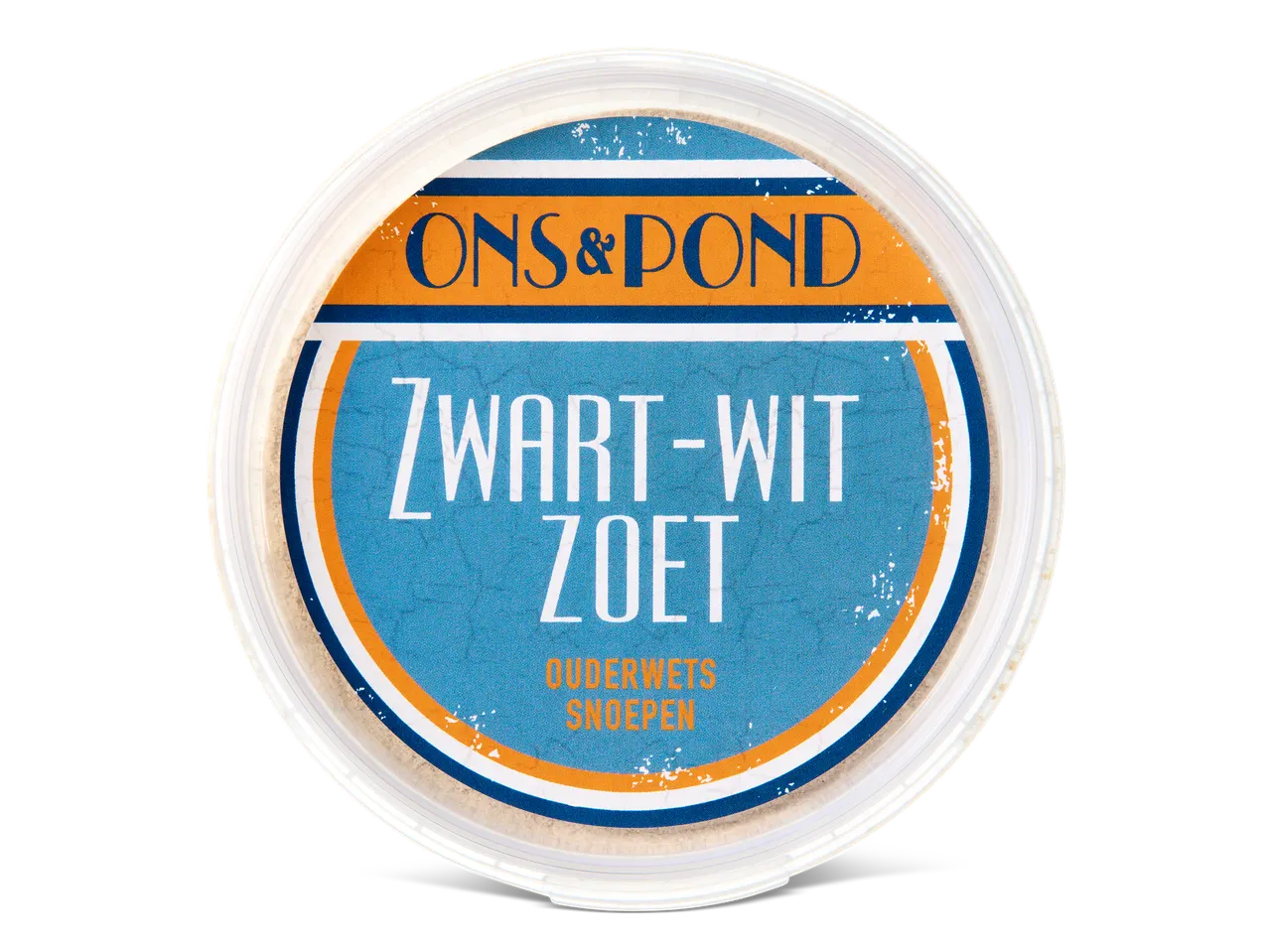 Ronde verpakking met een blauw en oranje etiket met de tekst 'ONS & POND ZWART-WIT ZOET OUDERWETS SNOEPEN'.
