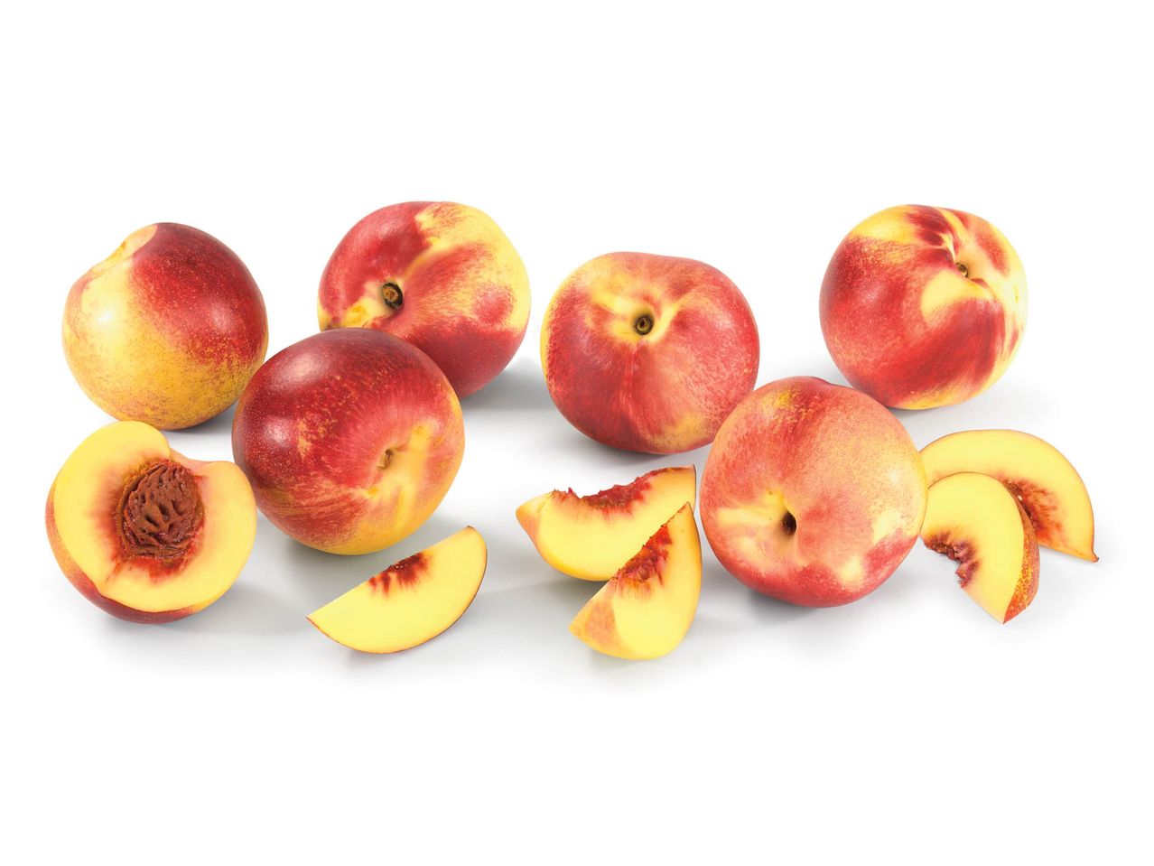 Nectarines entières et en tranches.