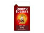 Verpakking voor donkere filterkoffie met een afbeelding van een vrouw die koffie schenkt.
