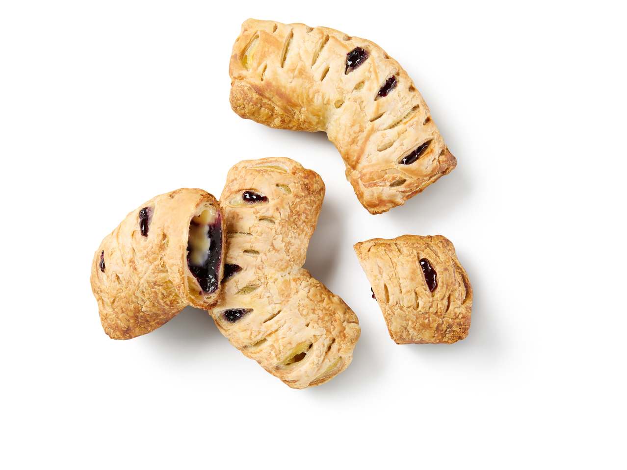 GU Heidelbeer-Vanille-Hörnchen, ein ganzes und ein angeschnittenes, mit Heidelbeermarmelade und Vanillecreme.